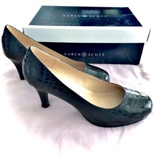 Karen Scott Black Pumps Crocodile Skin Patent Leather kitten Heel Size 6.5